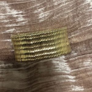 Gold bracelet